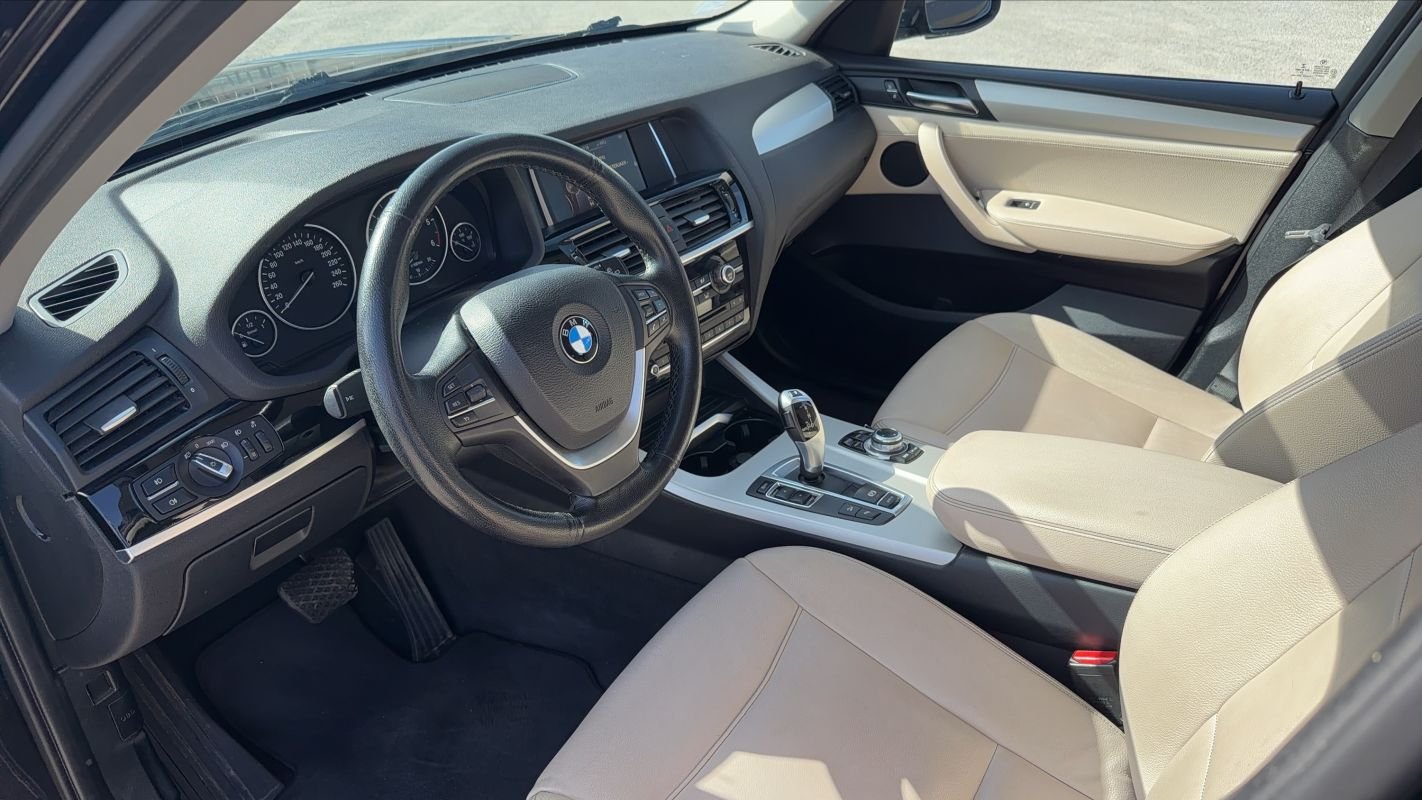 BMW X3 - Photo 8