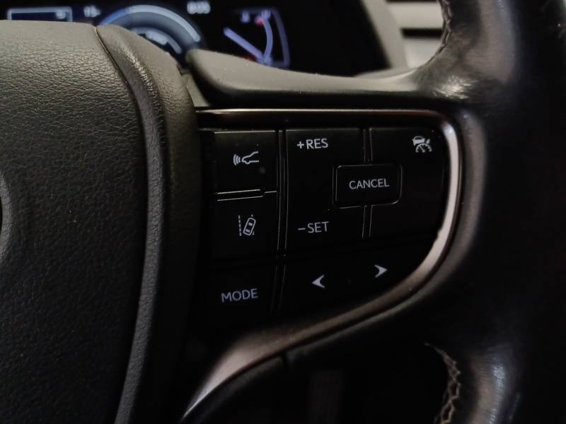 Lexus UX - Photo 18