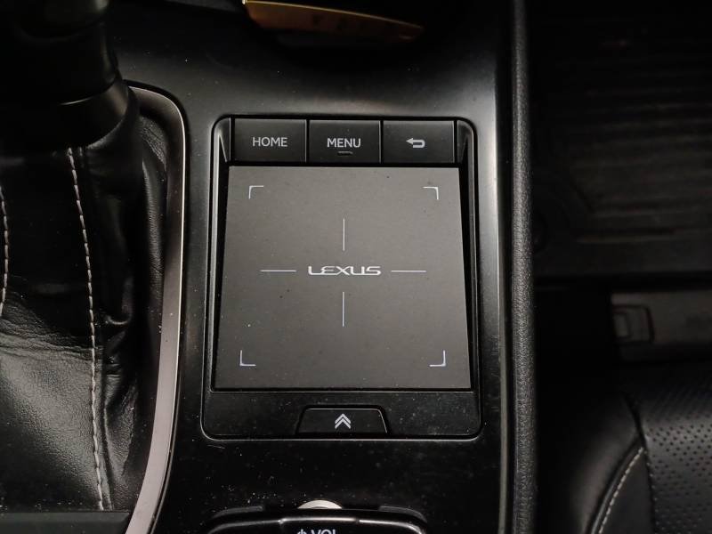 Lexus UX - Photo 22