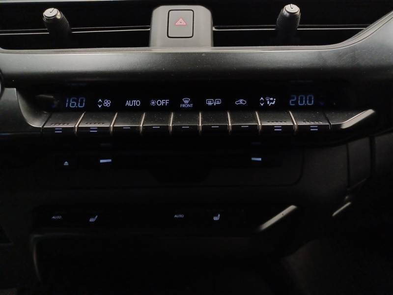 Lexus UX - Photo 24
