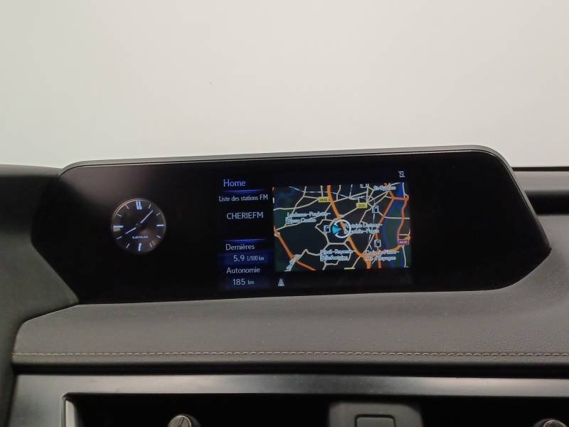 Lexus UX - Photo 25