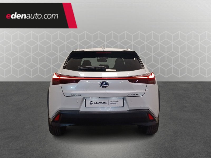 Lexus UX - Photo 4