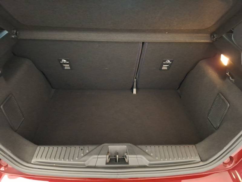 Ford Fiesta - Photo 17