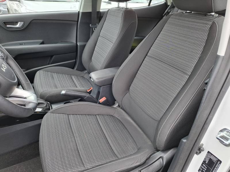 Kia Stonic - Photo 11