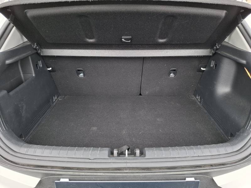 Kia Stonic - Photo 34