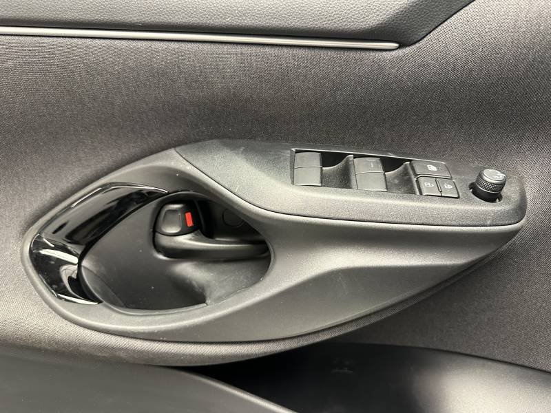 Toyota Yaris - Photo 25