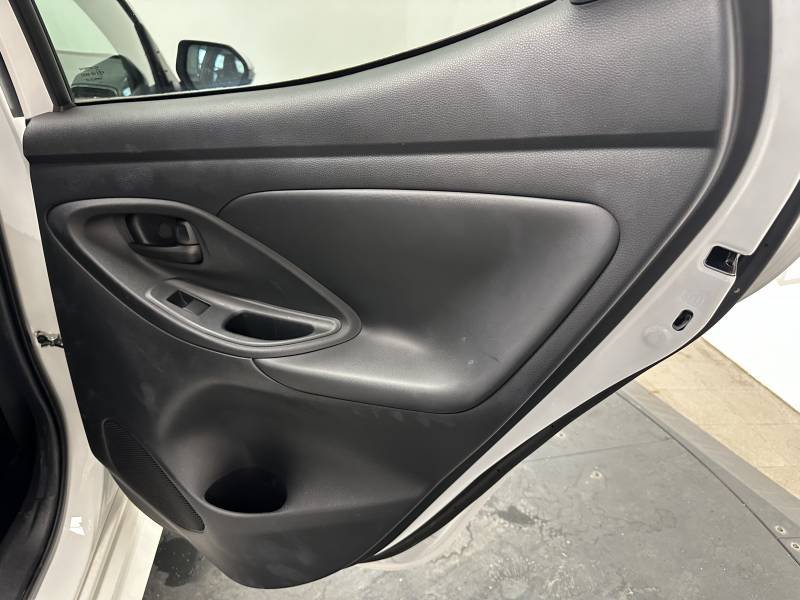 Toyota Yaris - Photo 37