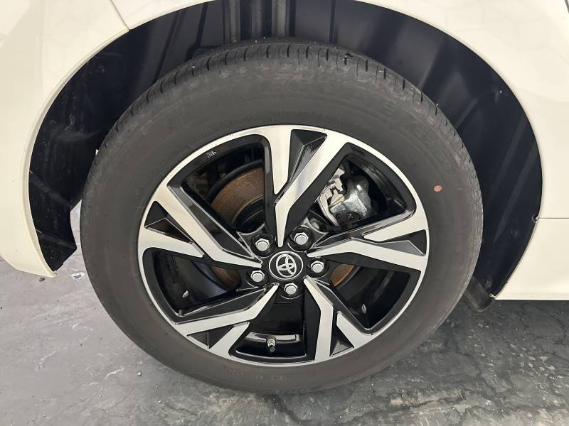 Toyota Yaris - Photo 9