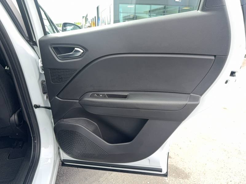 Renault Captur - Photo 25