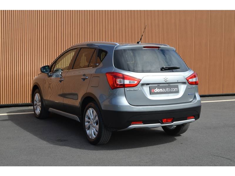 Suzuki SX4 - Photo 39