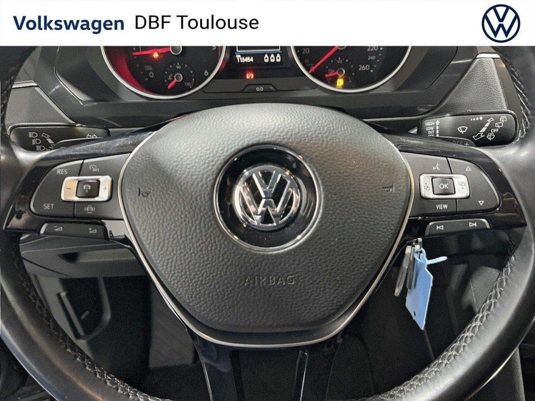 Volkswagen Tiguan - Photo 21