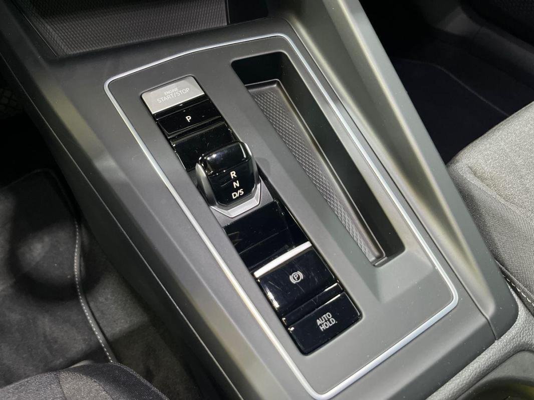 Volkswagen Golf - Photo 11