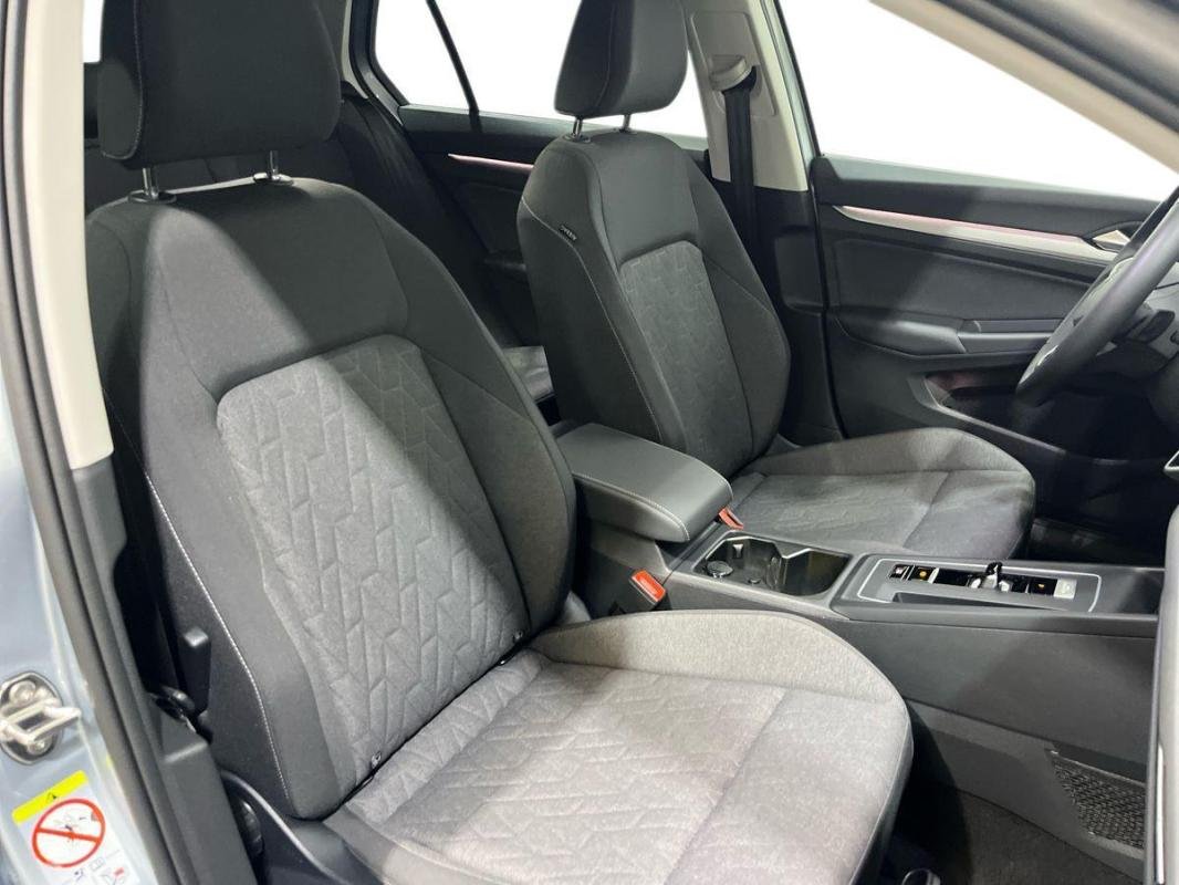 Volkswagen Golf - Photo 13