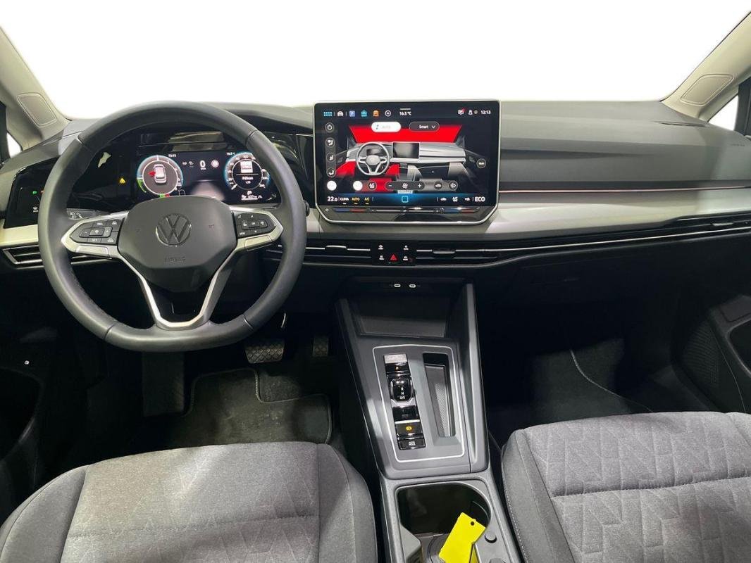 Volkswagen Golf - Photo 8