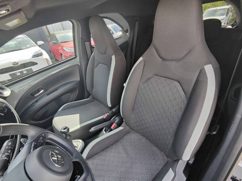 Toyota aygo x - Photo 15