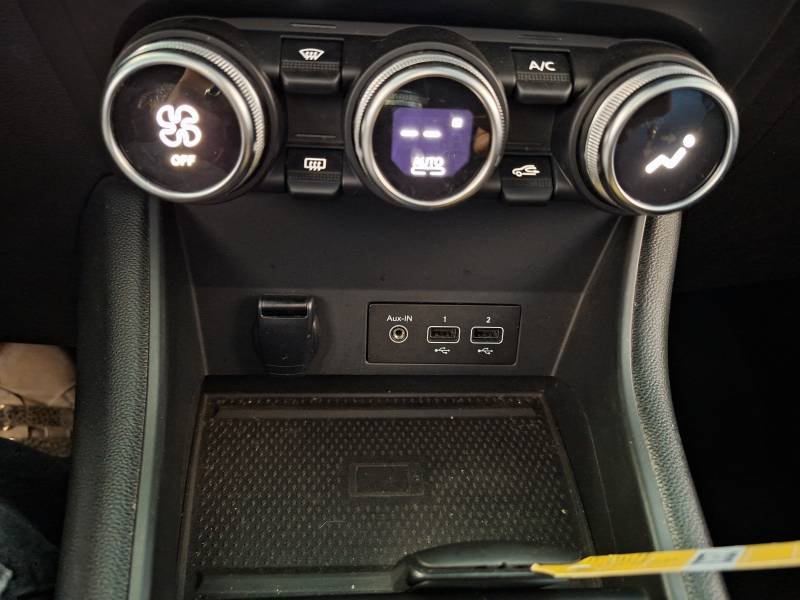 Renault Captur - Photo 37