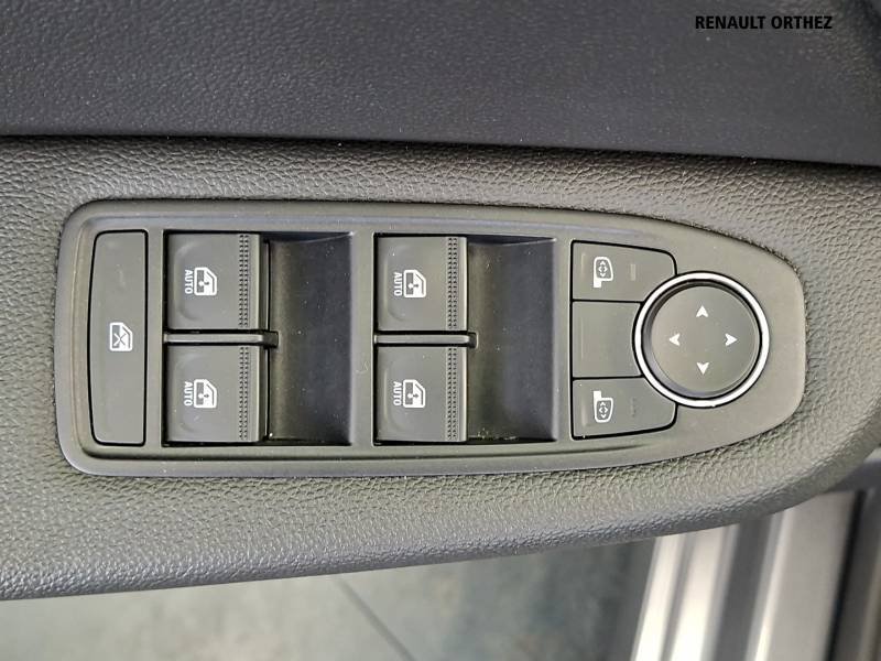 Renault Clio - Photo 28