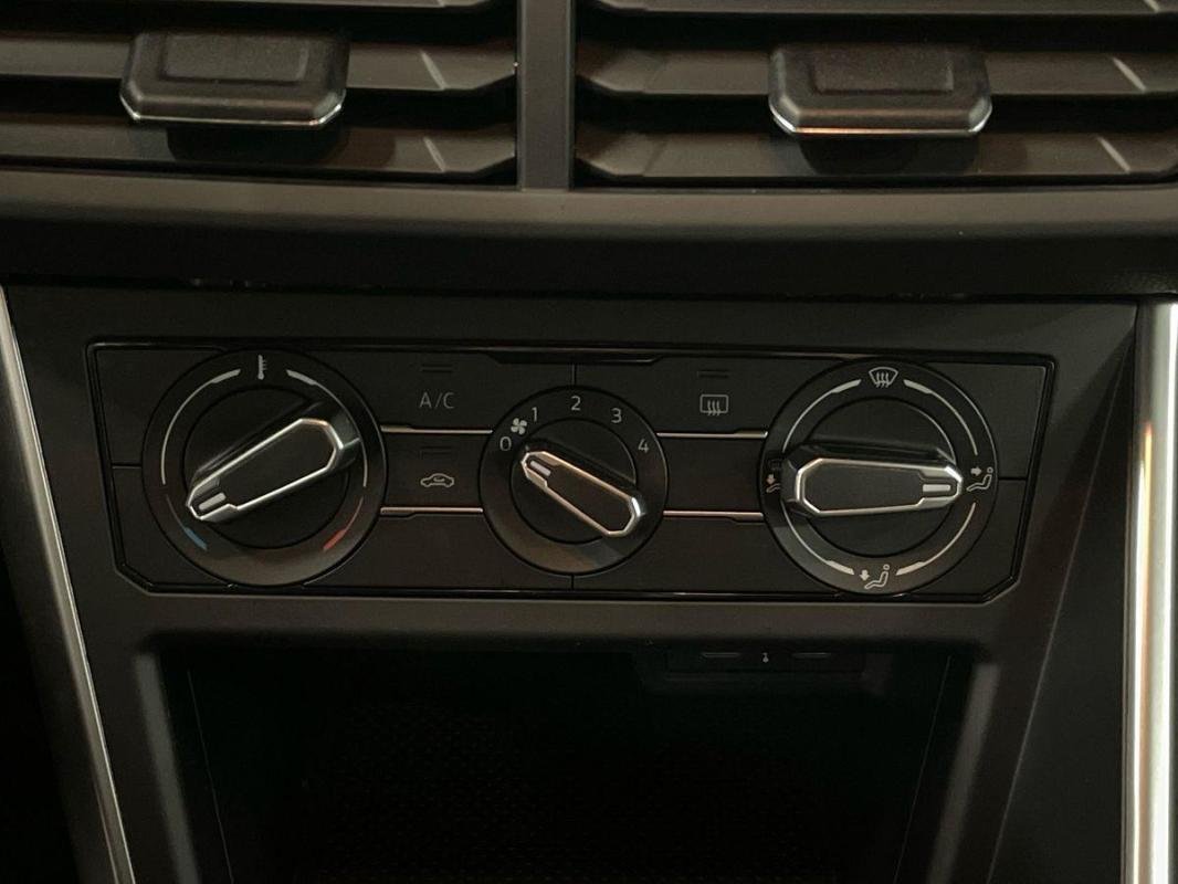 Volkswagen Polo - Photo 19