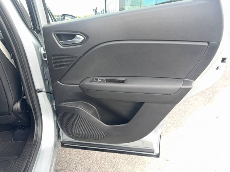 Renault Captur - Photo 25