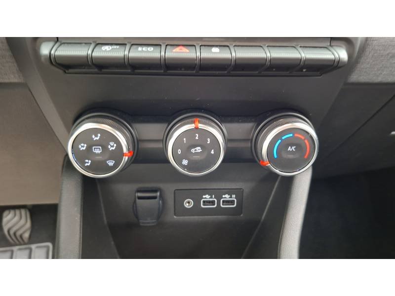 Renault Clio - Photo 21