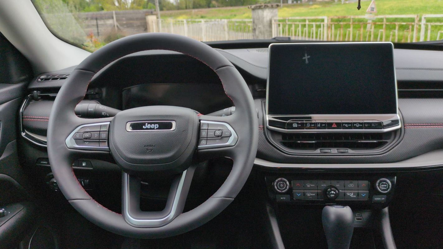 Jeep Compass - Photo 24