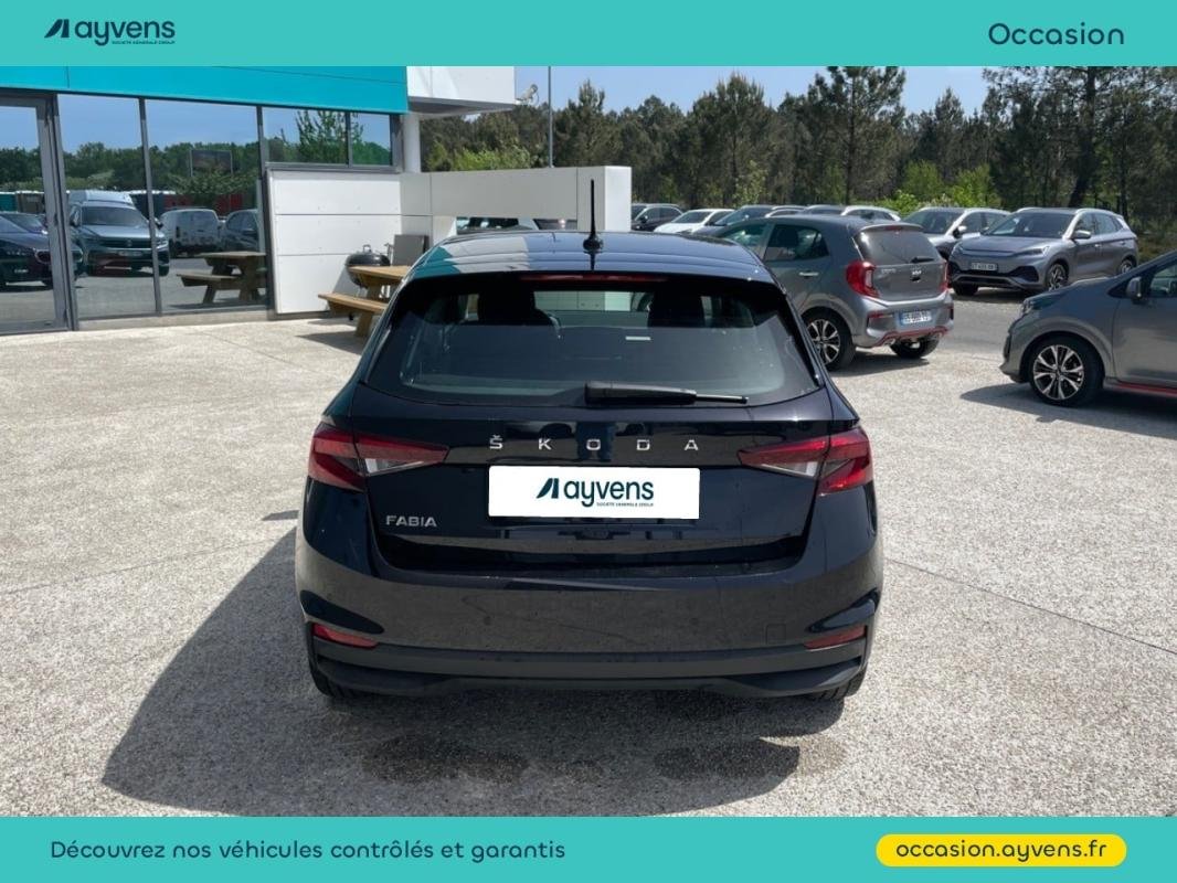 Skoda Fabia - Photo 12