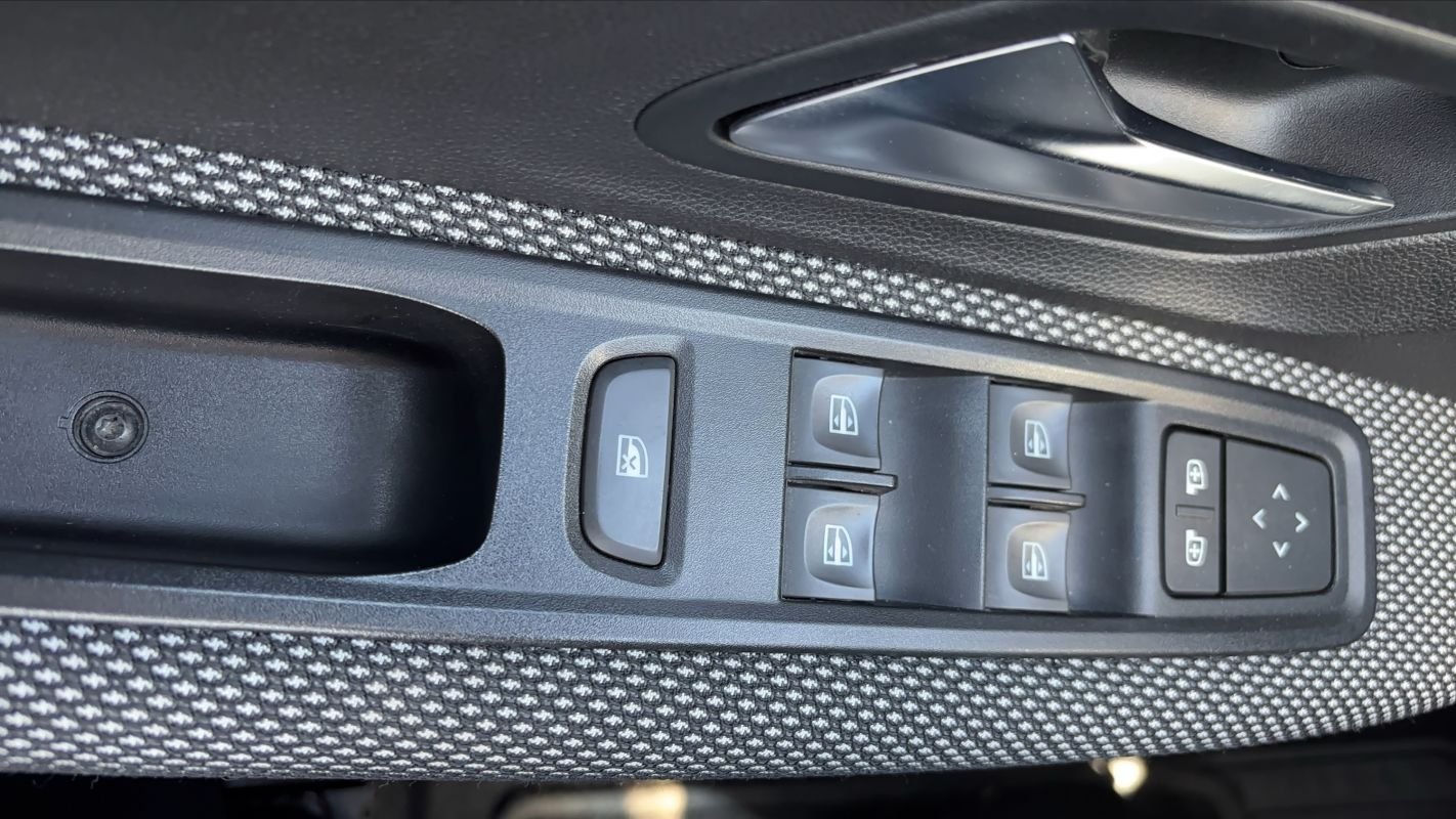 Dacia Sandero - Photo 24