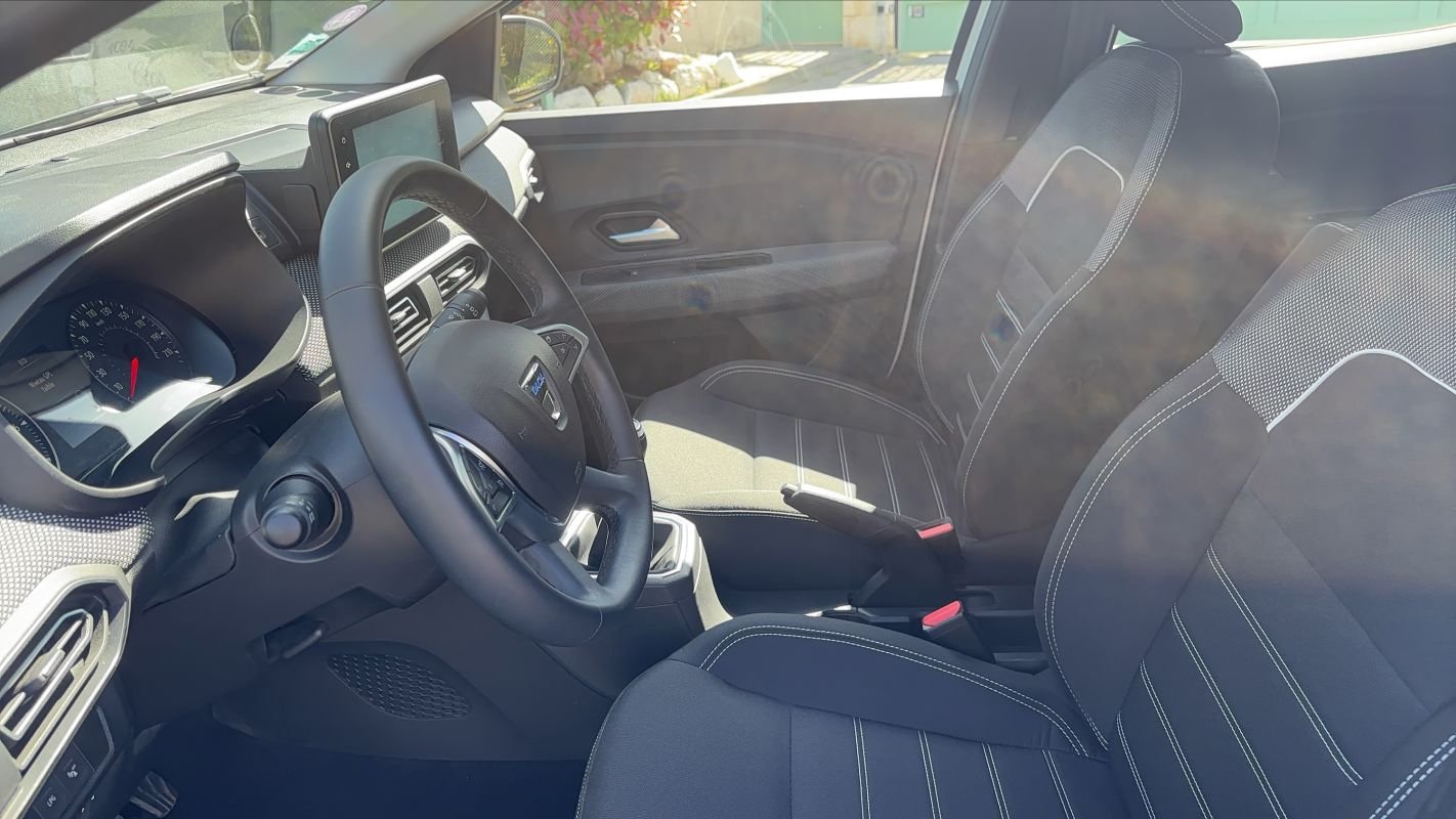 Dacia Sandero - Photo 27