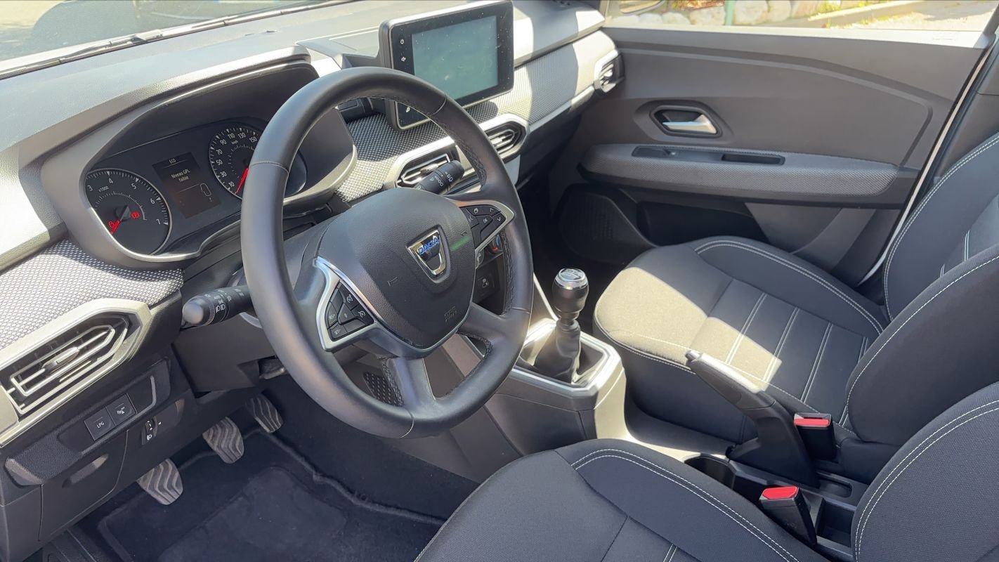 Dacia Sandero - Photo 8