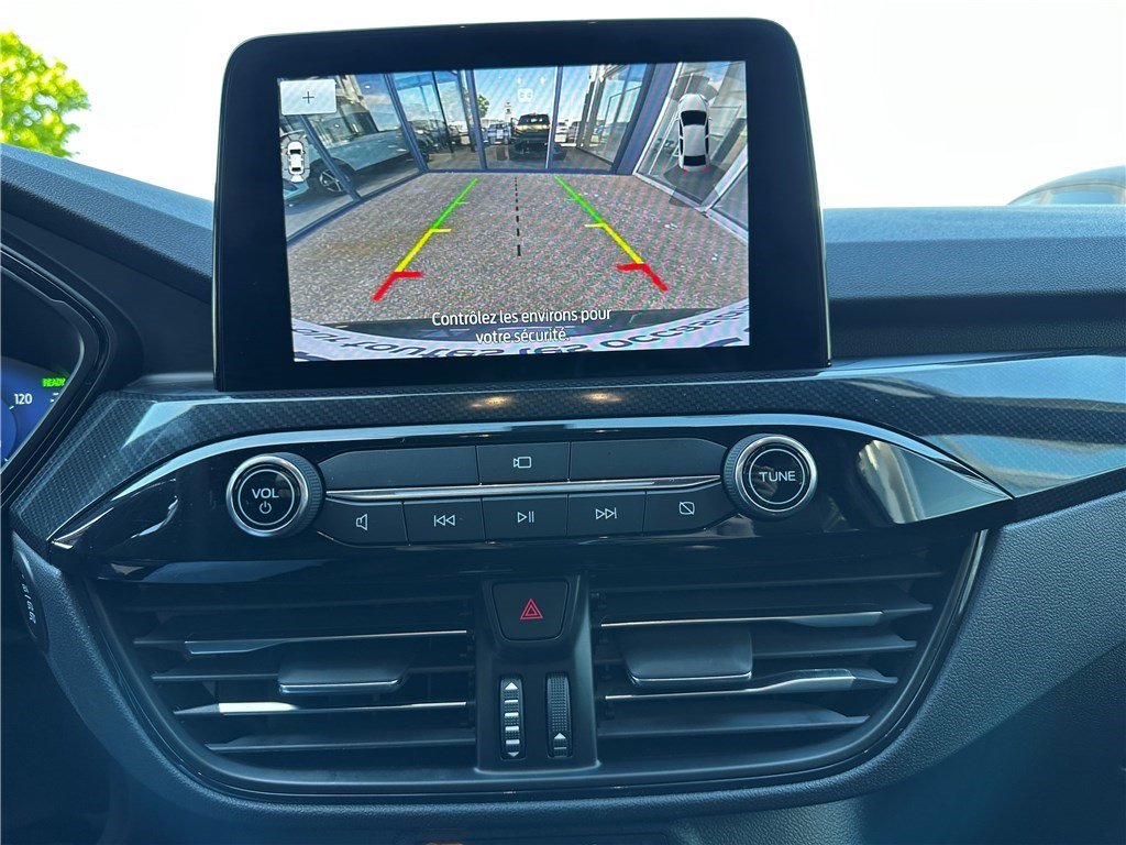 Ford Kuga - Photo 26