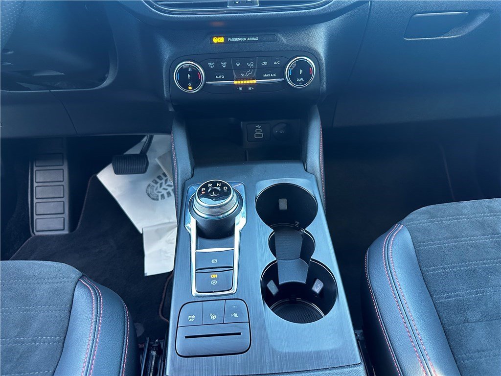 Ford Kuga - Photo 27