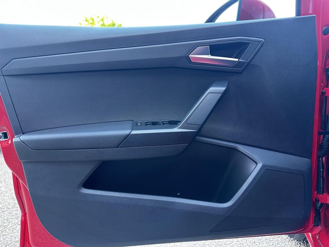 Seat Ibiza - Photo 15