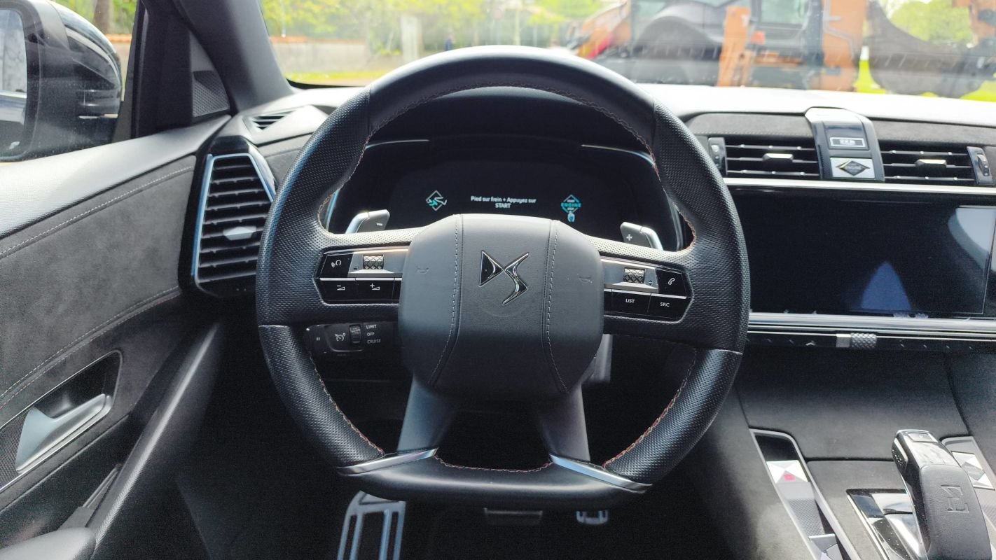 DS DS 7 Crossback - Photo 24