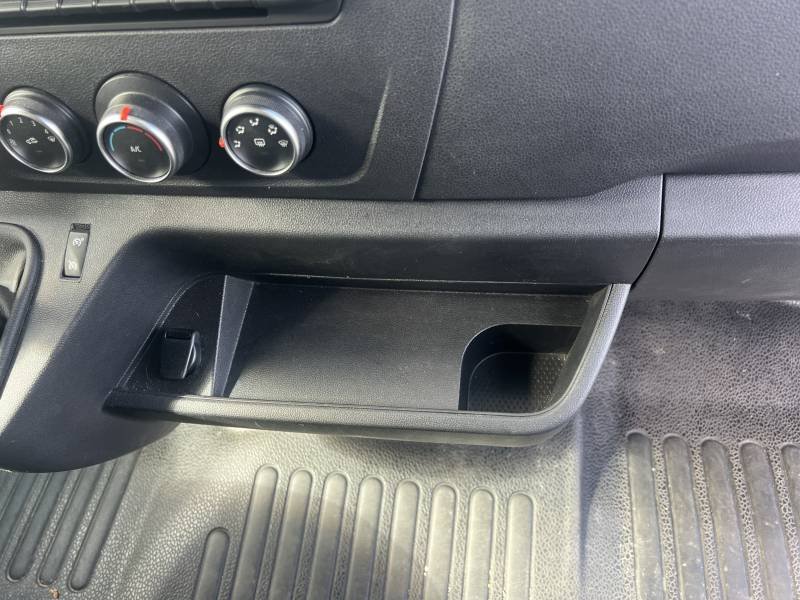 Renault Master - Photo 23