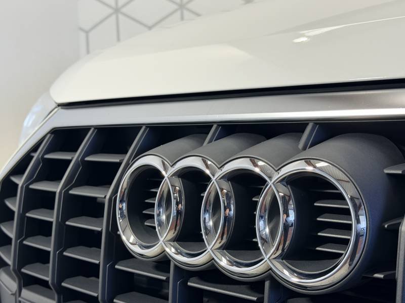 Audi Q3 - Photo 13
