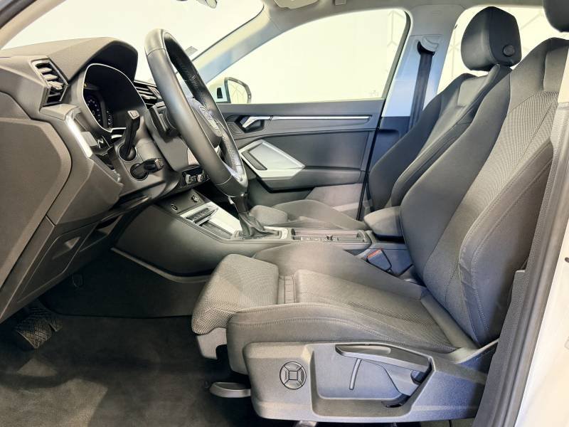 Audi Q3 - Photo 18