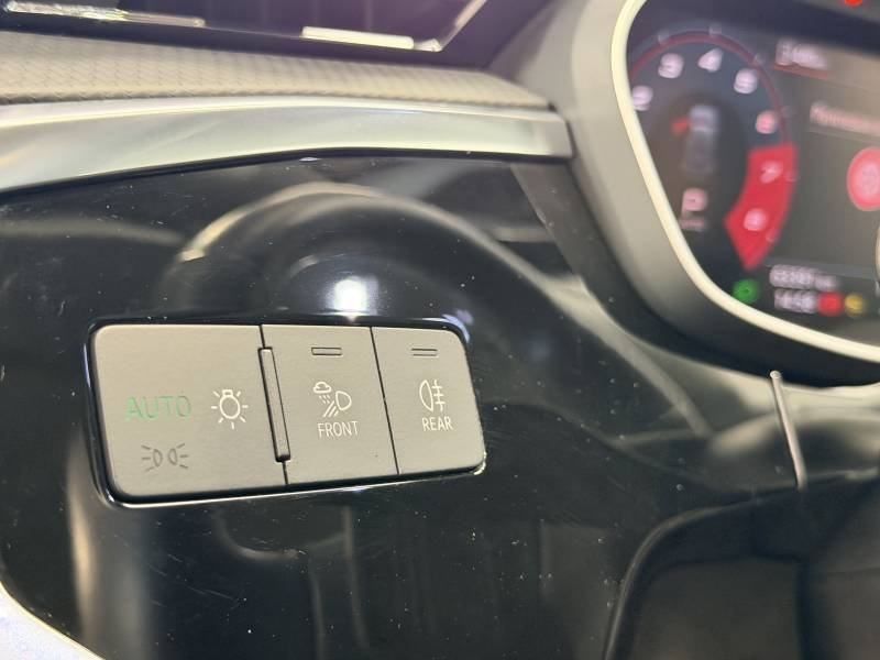 Audi Q3 - Photo 24