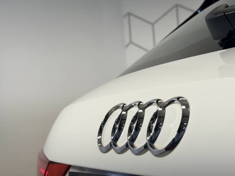 Audi Q3 - Photo 26