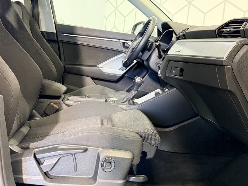 Audi Q3 - Photo 32