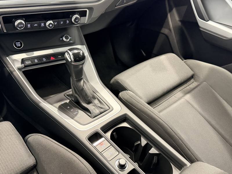 Audi Q3 - Photo 8