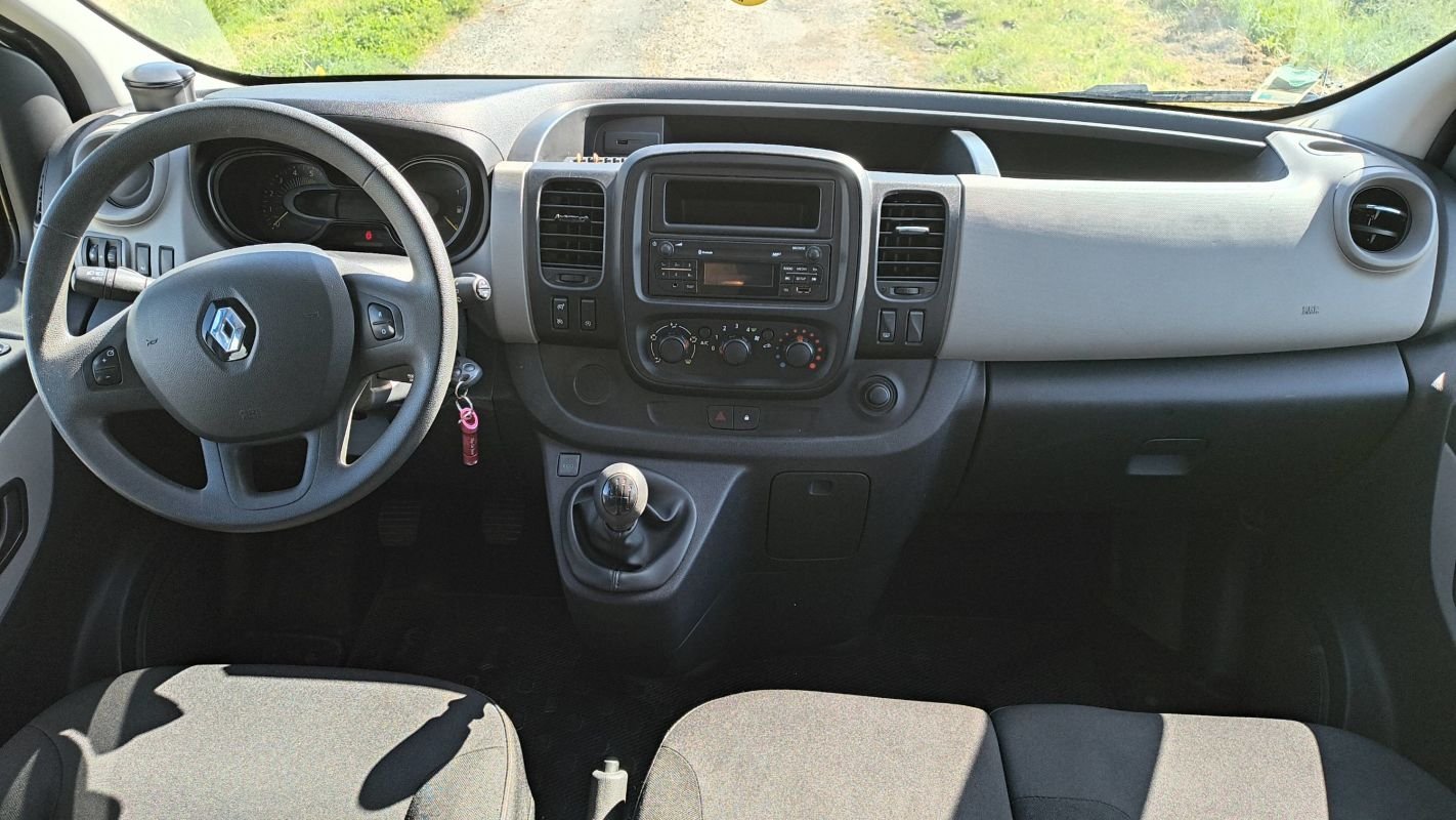 Renault Trafic - Photo 11