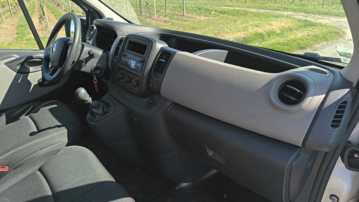 Renault Trafic - Photo 10