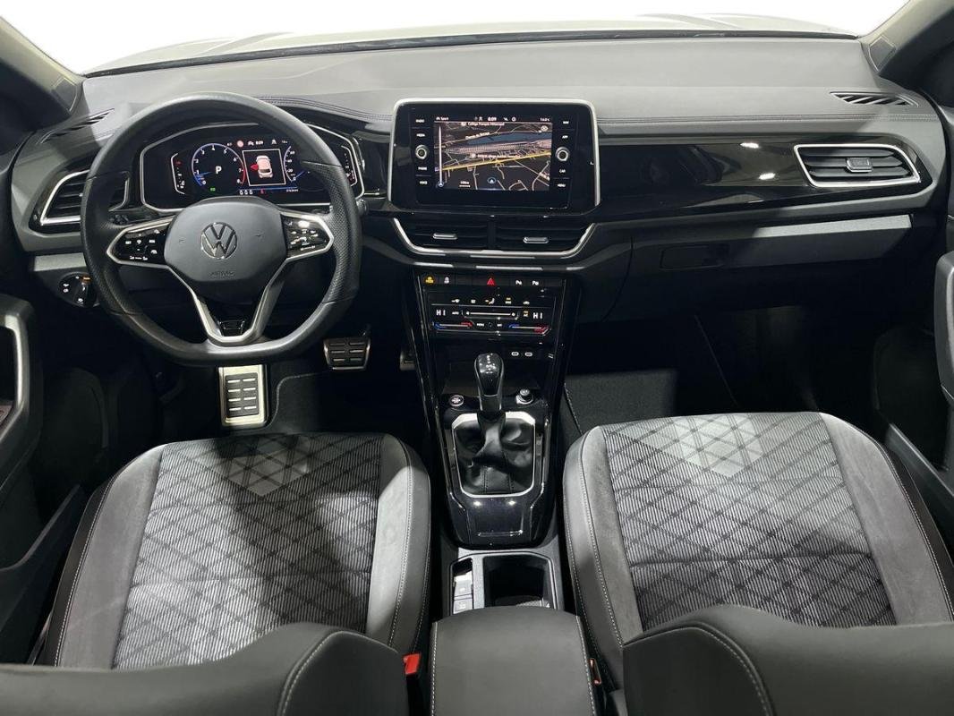 Volkswagen T-Roc - Photo 8