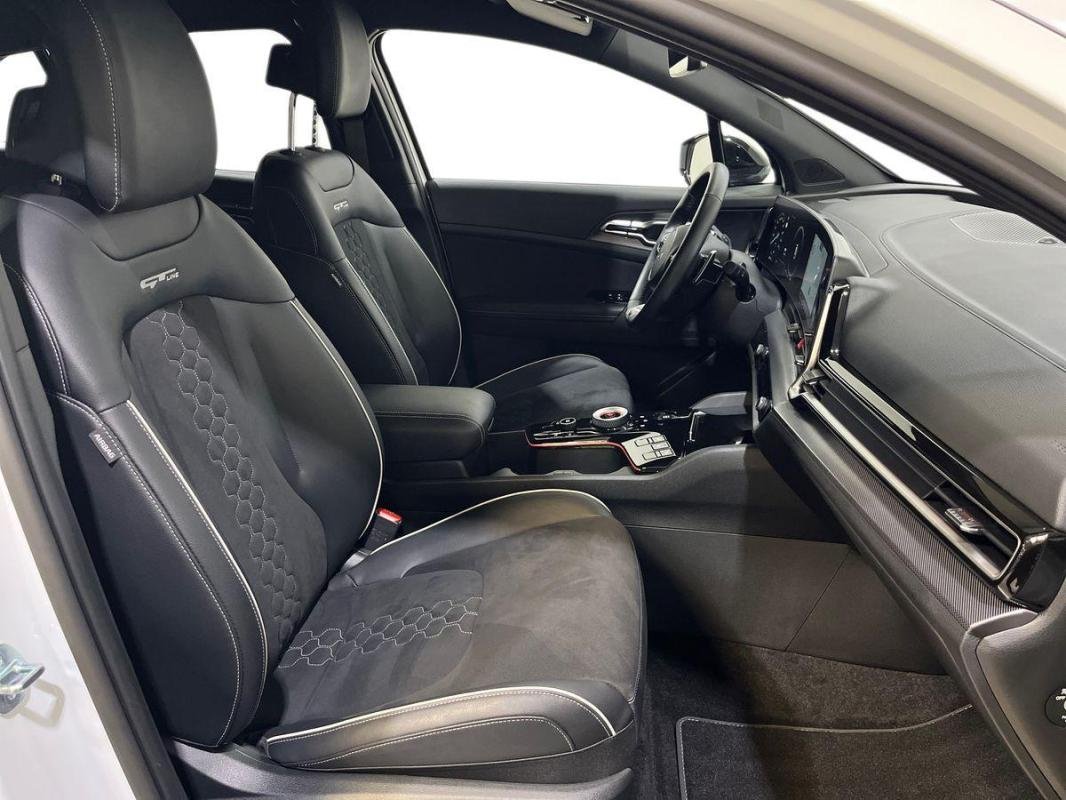 Kia Sportage - Photo 13