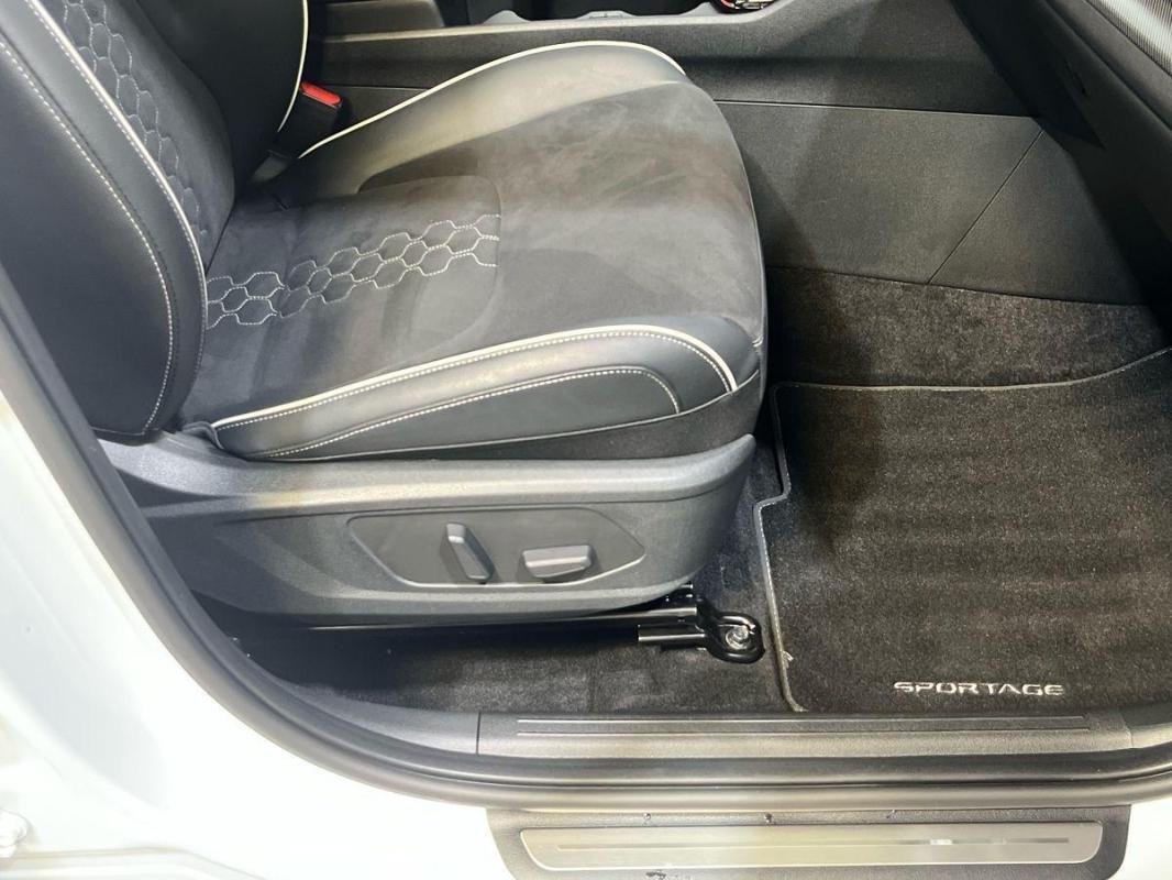 Kia Sportage - Photo 14