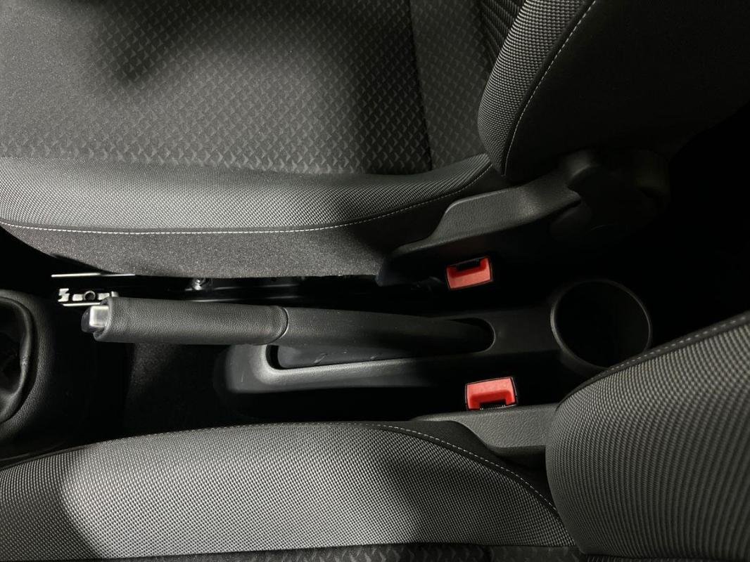 Volkswagen Up! - Photo 12
