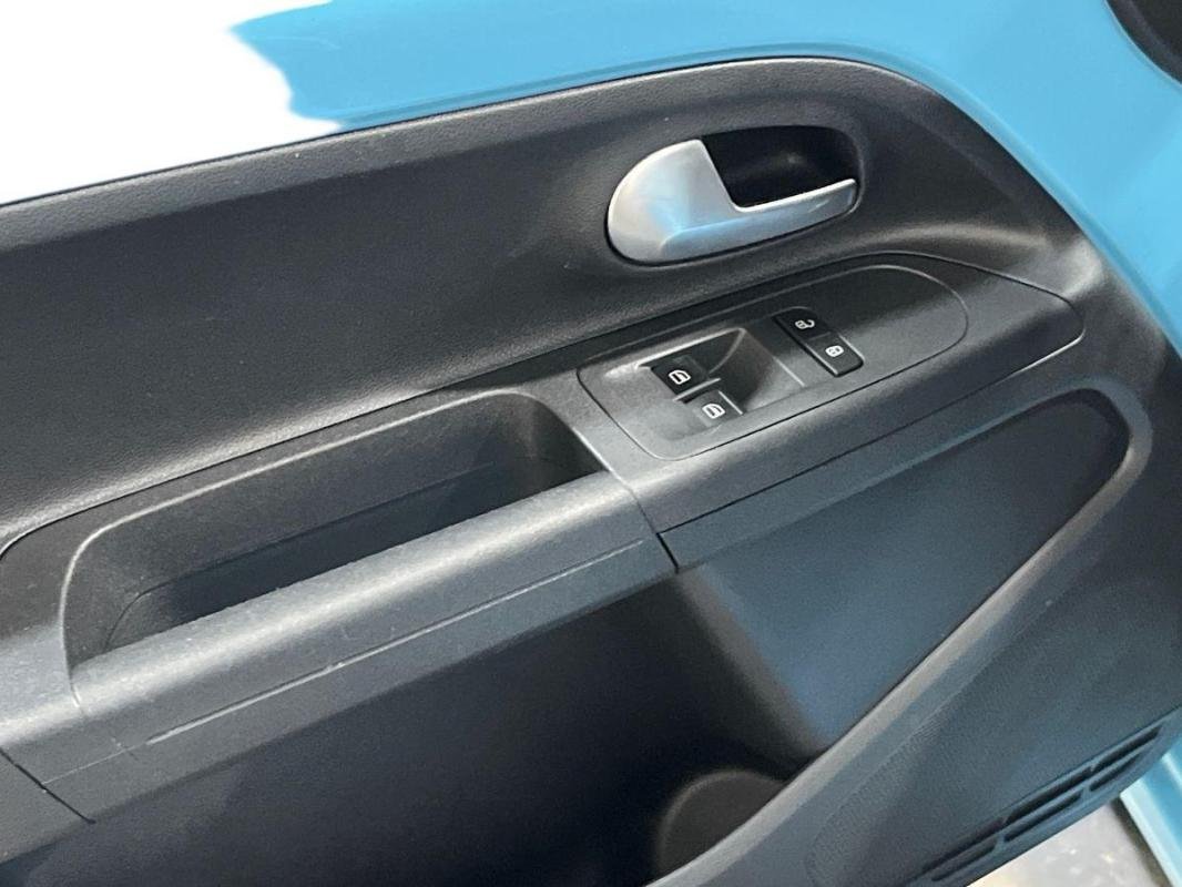 Volkswagen Up! - Photo 15