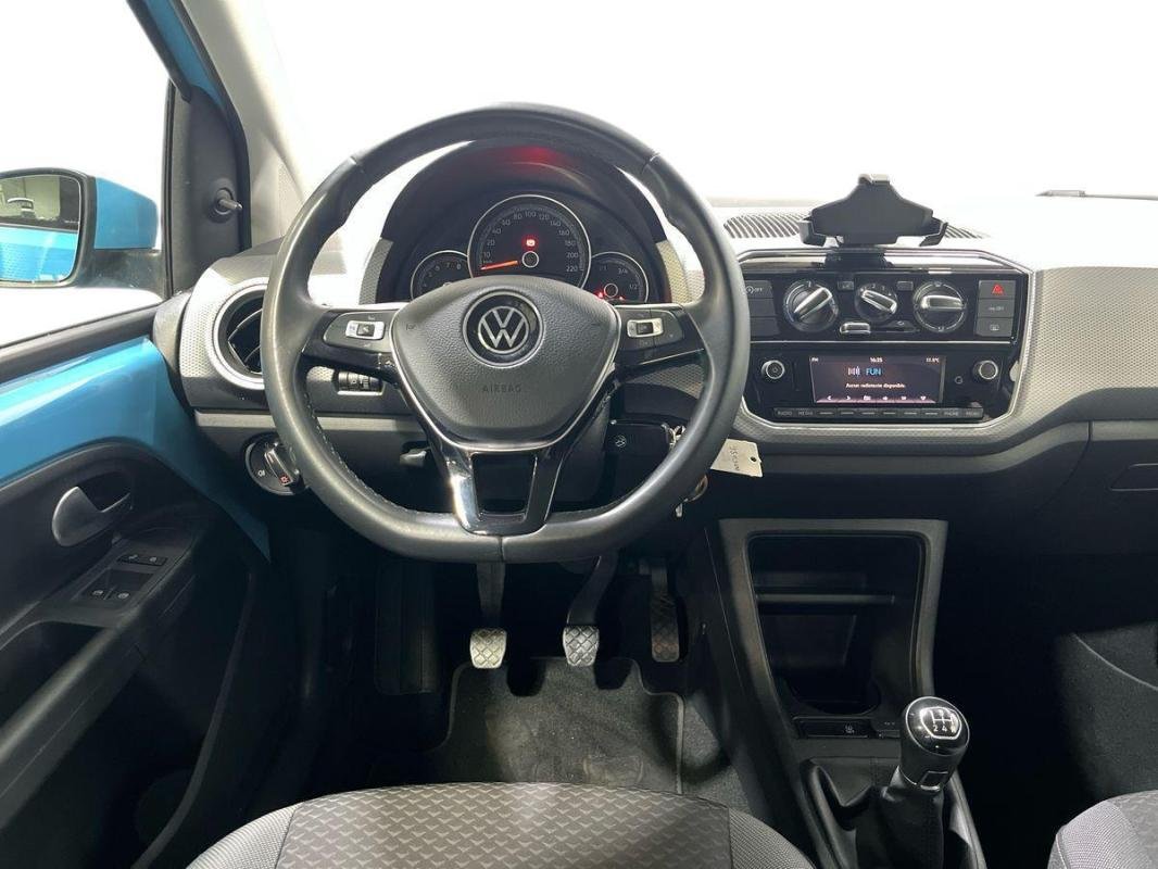 Volkswagen Up! - Photo 24