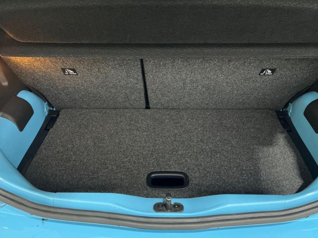 Volkswagen Up! - Photo 31