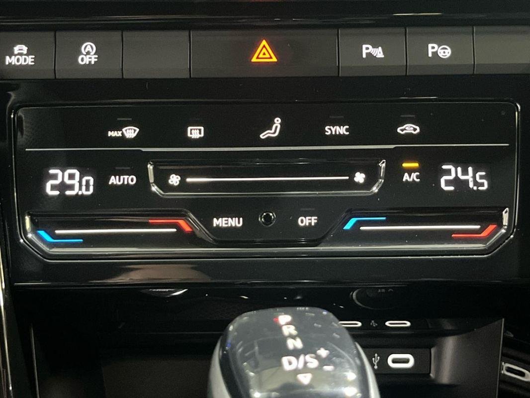 Volkswagen T-Roc - Photo 19